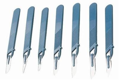 SCALPEL WITH HANDLE SMI #12